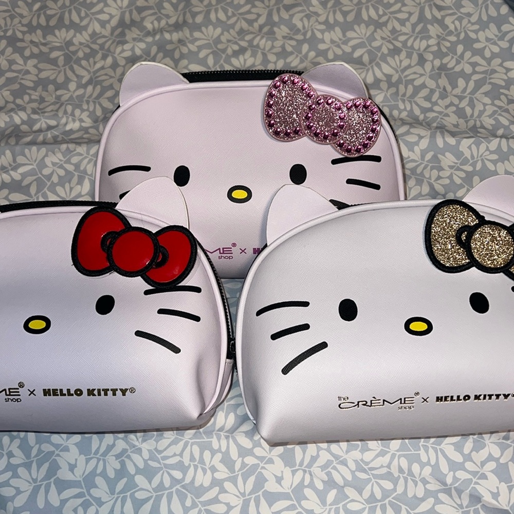 💕NWT💕 Hello Kitty x Creme Collaboration Makeup Pouch